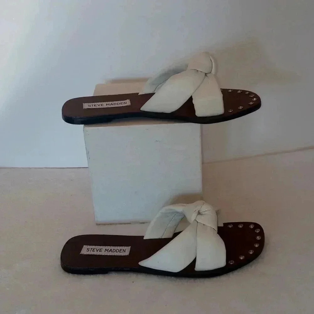 Steve madden leather upper sandals